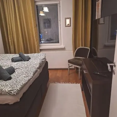 アパート Rovis *